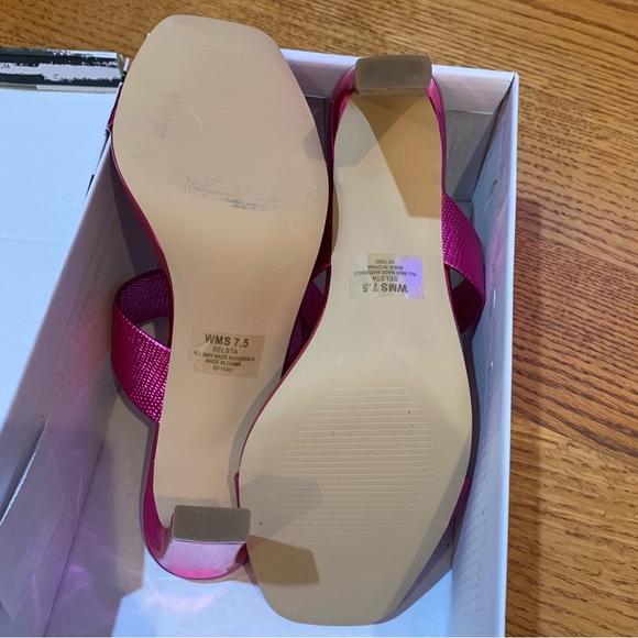 DV by Dolce Vita Selsta Heels - Picture 3 of 11